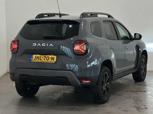 Dacia Duster 1.3 TCe 150 EDC Extreme 2023 Benzine 2