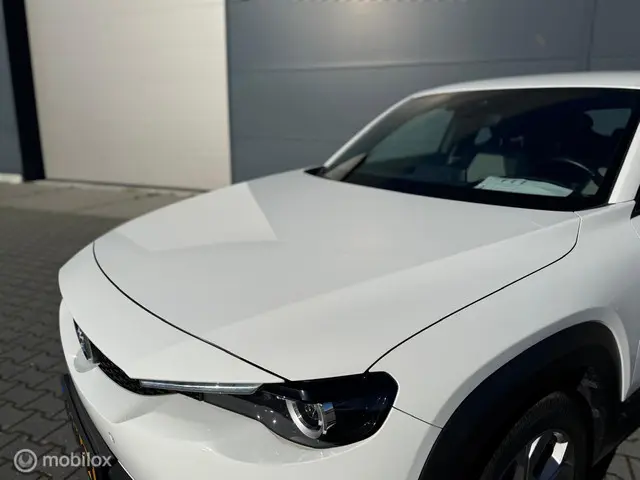 Mazda MX-30 e-SkyActiv 145 36 kWh 2021 Elektrisch 10