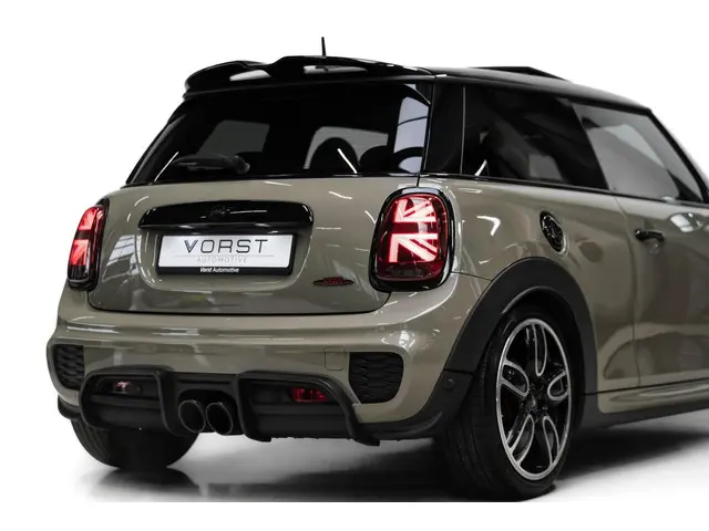 MINI Cooper Mini 2.0 John Works 2018 Benzine 8