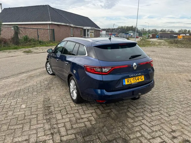 Renault Mégane Estate 1.2 TCe Limited 2017 Benzine 4