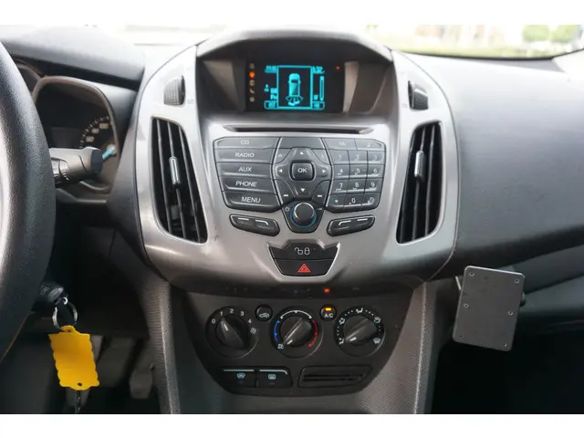 Ford Transit Connect 1.6 TDCI L1 Trend 2014 Diesel 10