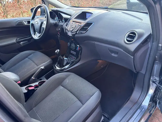 Ford Fiesta 1.0 EcoBoost Titanium 2017 Benzine 17