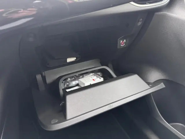 Opel Corsa 1.2 Elegance 2020 Benzine 22