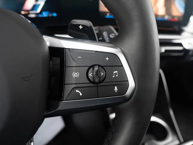 BMW X1 xDrive30e 2024 Hybride Benzine 30