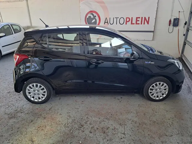Hyundai i10 1.0i i-Motion Comfort Plus 2014 Benzine 4