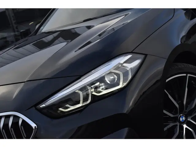 BMW 2 Serie Gran Coupé 218i M-pakket 2024 Benzine 3