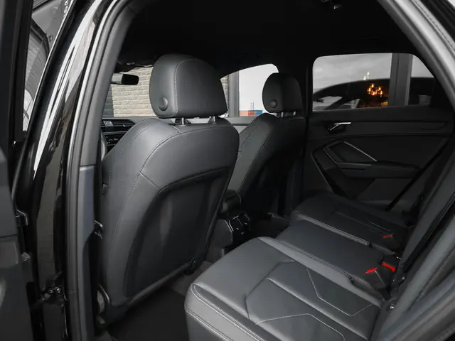 Audi Q3 Sportback 45 TFSIe S 2023 Hybride Benzine 28