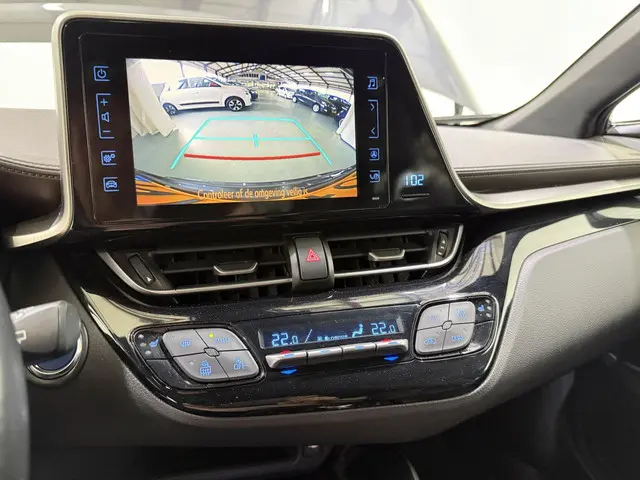 Toyota C-HR CH-R 1.8 Hybrid Executive 2017 Benzine 42