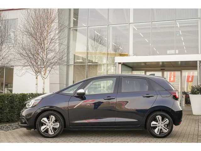 Honda Jazz 1.5i e:HEV EXECUTIVE 2022 Hybride Benzine 50