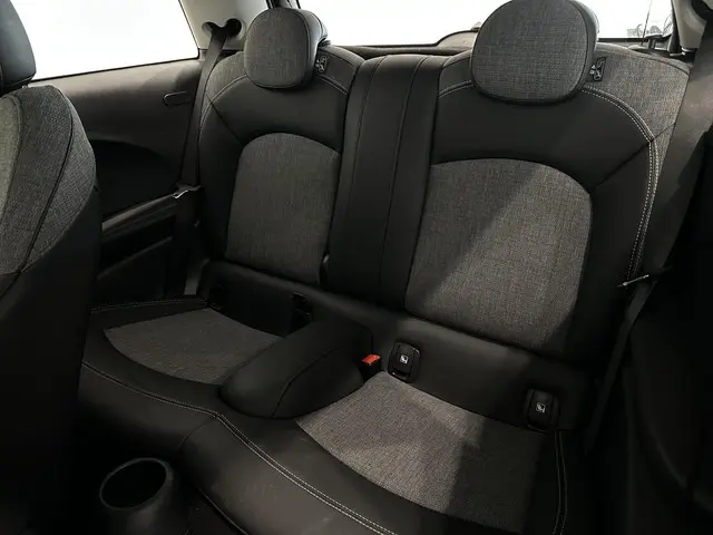 MINI Cooper Mini 1.5 Camden Edition 2023 Benzine 8