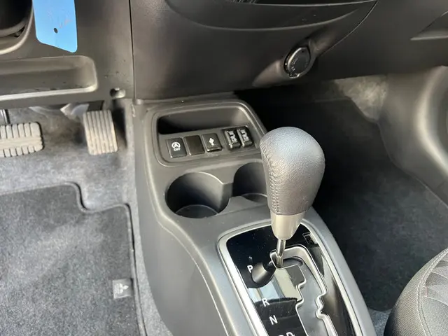 Mitsubishi Space Star 1.2 Nova 2020 Benzine 14