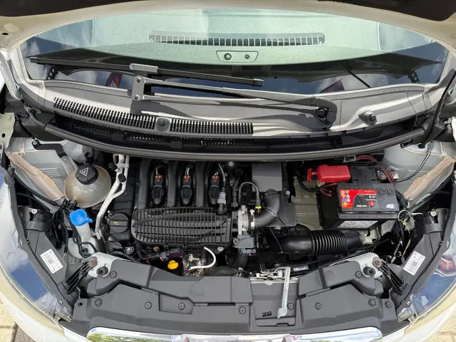 Peugeot 108 1.2 Puretech TOP! Roland Garros 2015 Benzine 31