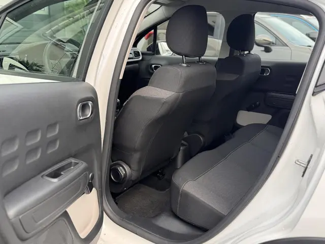 Citroën C3 1.2 PureTech C-Series 2023 Benzine 19