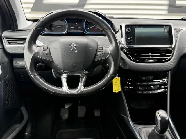 Peugeot 2008 1.2 VTi Allure 2014 Benzine 2