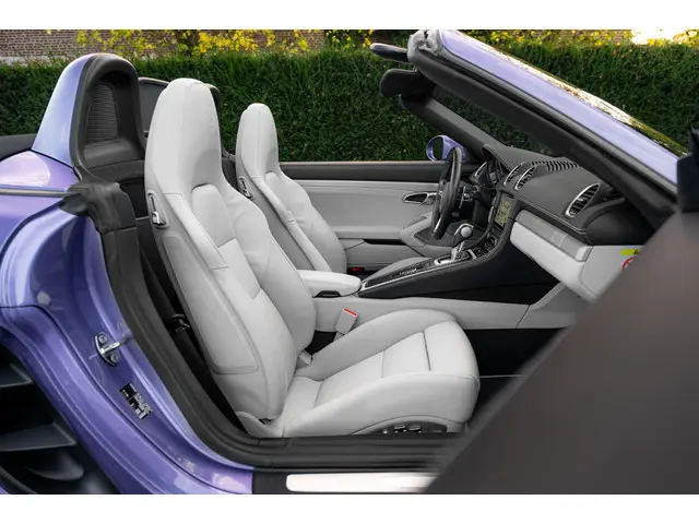 Porsche 718 Boxster S 2023 Benzine 11