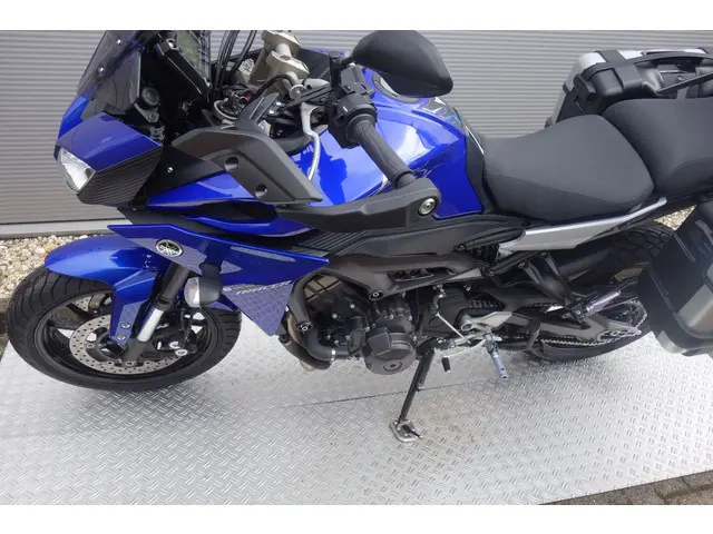 Yamaha TRACER 900 ABS 2017 Benzine 18