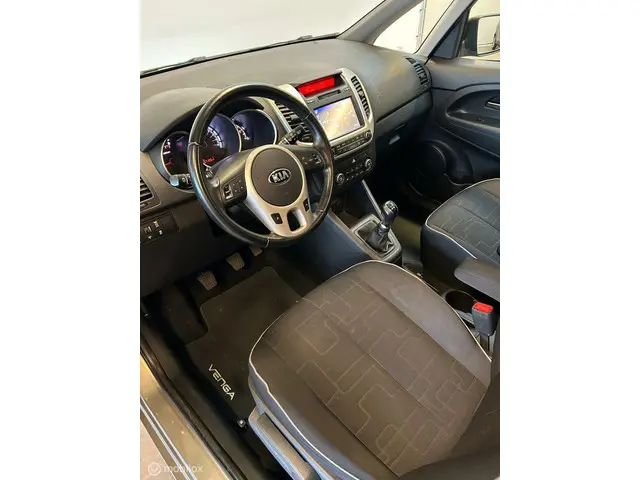Kia Venga 1.4 CVVT ComfortLine 2016 Benzine 6