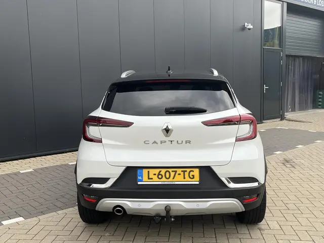 Renault Captur TCe 140 Intens AUTOMAAT 2021 Benzine 6