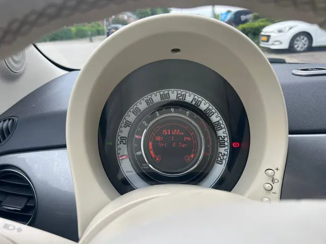 Fiat 500 0.9 TwinAir Lounge 2012 Benzine 11