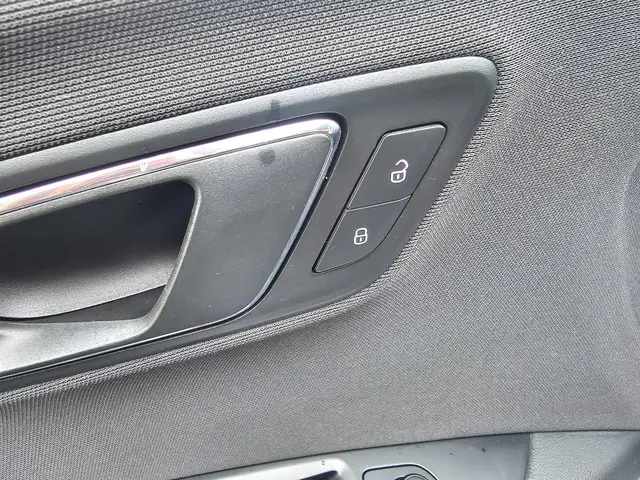 SEAT Leon ST 1.0 EcoTSI Style Connect 2016 Benzine 12