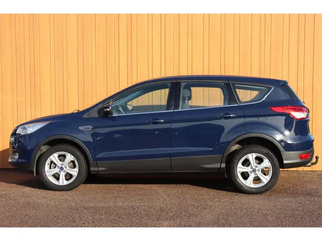 Ford Kuga 1.5 Trend org.nl trekhaak 2016 Benzine 3