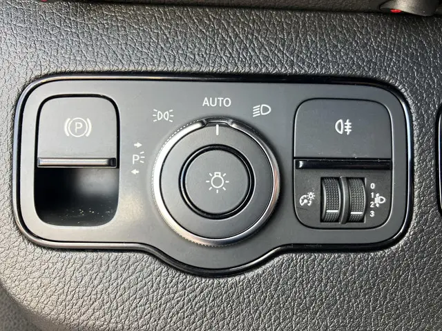 Mercedes-Benz Sprinter 319 3.0 CDI L2H2 2019 Diesel 24