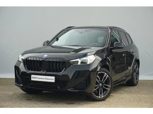 BMW X1 xDrive30e 2023 Hybride Benzine 31