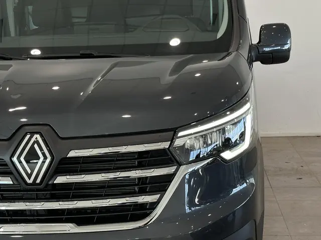 Renault Trafic L2H1 2.0 dCi 130 T30 Advance 2024 Diesel 15
