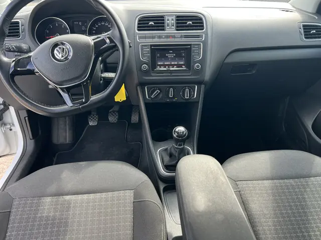 Volkswagen Polo 1.2 TSI Highline 2016 Benzine 6
