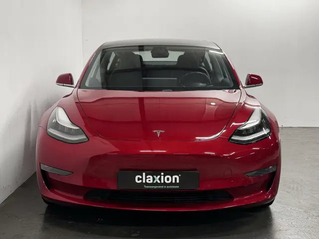 Tesla Model 3 Long Range AWD 75 kWh 2019 Elektrisch 2