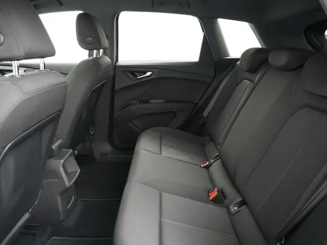 Audi Q4 e-tron 40 Advanced 77 kWh 2021 Elektrisch 19