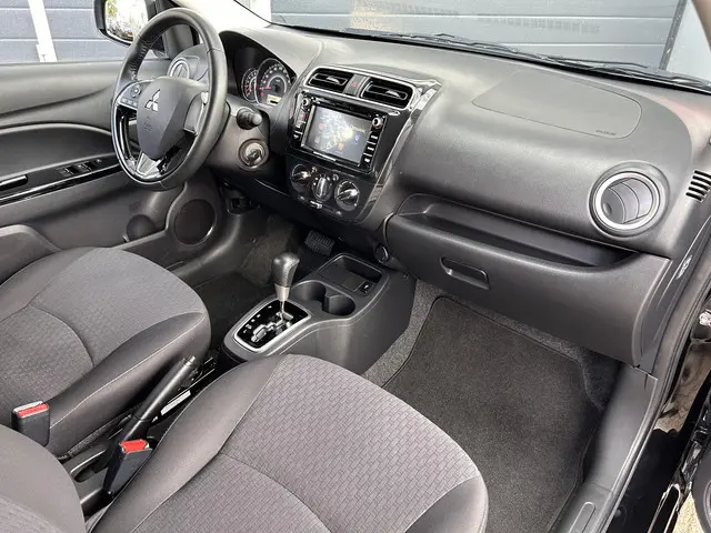Mitsubishi Space Star 1.0 Active 2019 Benzine 13