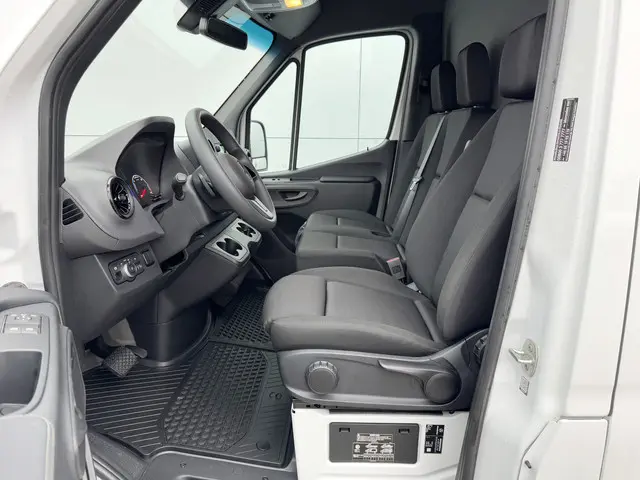 Mercedes-Benz eSprinter 112 2022 Elektrisch 7