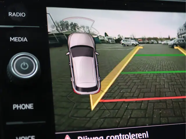 Volkswagen T-Roc 1.0 TSI Style 2020 Benzine 44