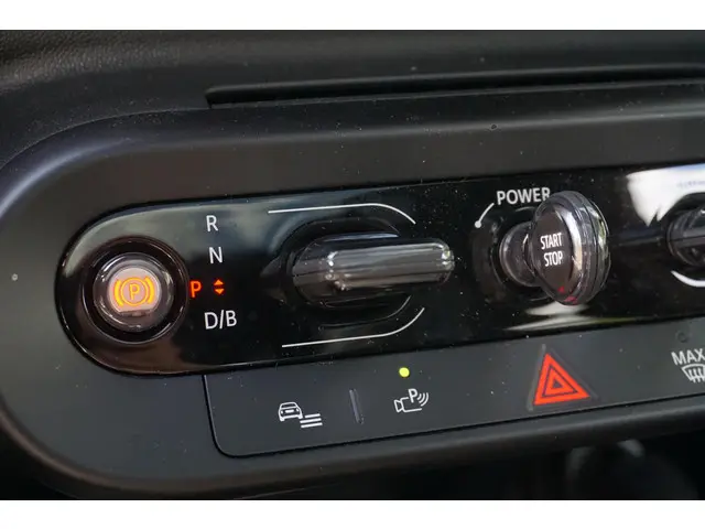MINI 3-Deurs Cooper E 2025 Elektrisch 12