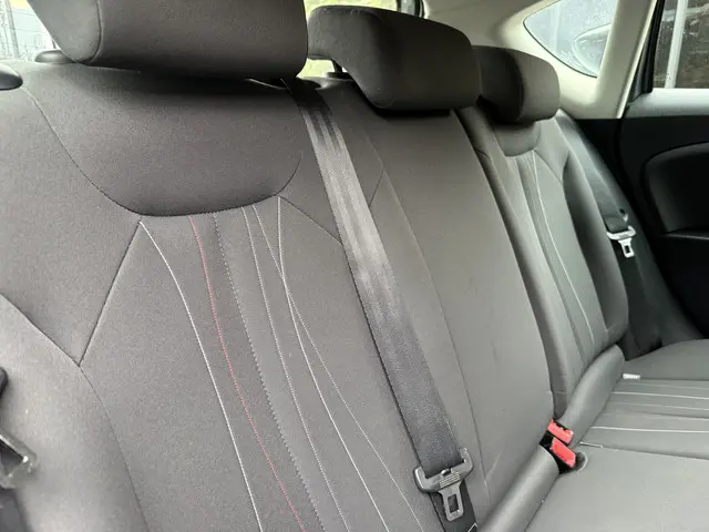 SEAT Leon 1.2 TSI Reference 2012 Benzine 27