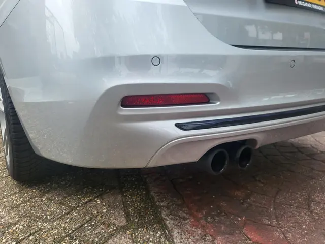 BMW 3 Serie Touring 320i Executive / sport 2017 Benzine 5