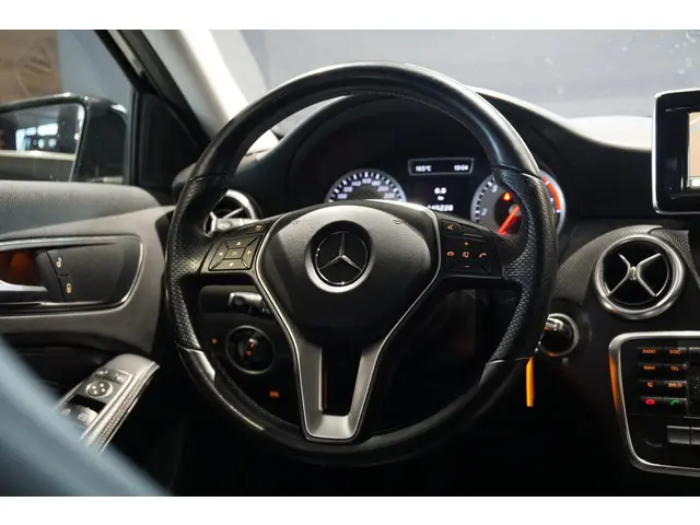 Mercedes-Benz A-Klasse 200 CDI Ambition 2013 Diesel 26