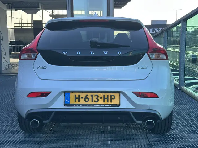 Volvo V40 1.5 T3 Polar+ Sport 2020 Benzine 8