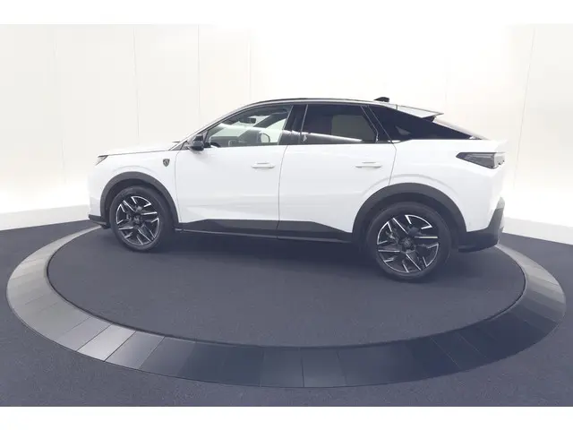 Peugeot 3008 1.2 Hybrid 136 GT 2024 Hybride Benzine 64