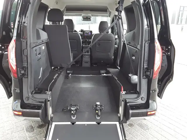 Renault Kangoo Techno TCE 130 pk Automaat 2024 Benzine 6