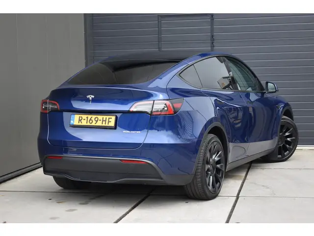Tesla Model Y Long Range AWD 75 kWh 2021 Elektrisch 3