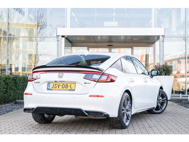 Honda Civic 2.0i e:HEV ADVANCE 2026 Hybride Benzine 3
