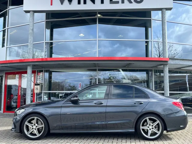 Mercedes-Benz C-Klasse 2