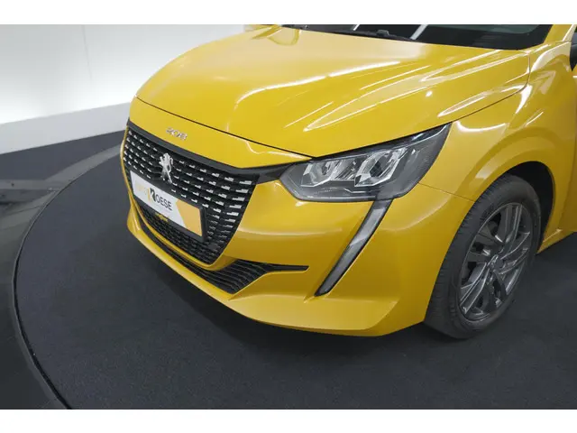 Peugeot 208 PureTech 75 Active Pack 2022 Benzine 14