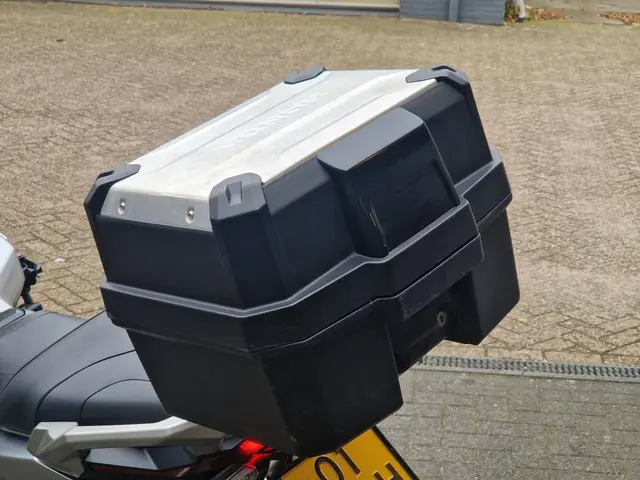 Honda NC 750 X-ADV / LED / TERMIGNONI / TOPKOFFER 2017 Benzine 6