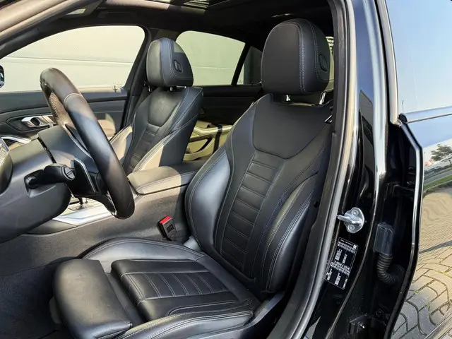 BMW 3 Serie 330i High Executive M Line 2019 Benzine 10