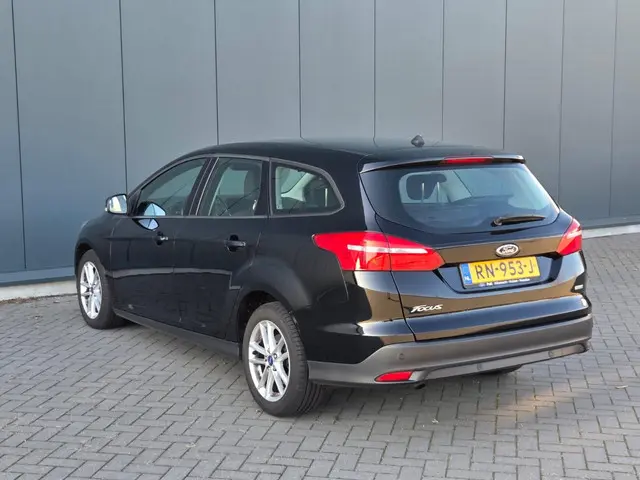 Ford Focus Wagon 1.0 Lease Edition 2018 Benzine 8