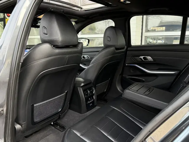 BMW 3 Serie 320i 2021 Benzine 7