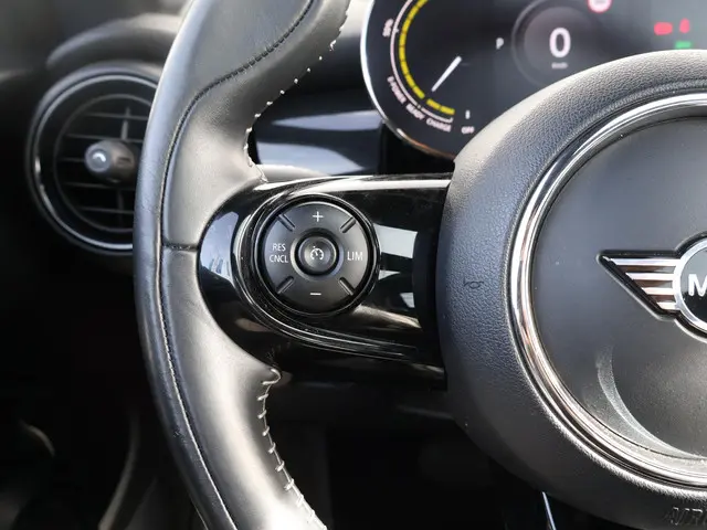 MINI Electric Mini Yours 33 kWh 2020 Elektrisch 26